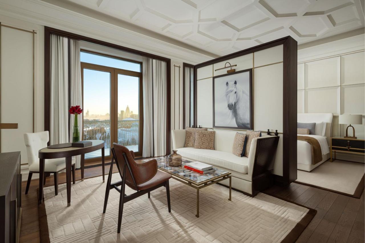 The St. Regis Astana Hotel Luaran gambar A suite at The St. Regis New York