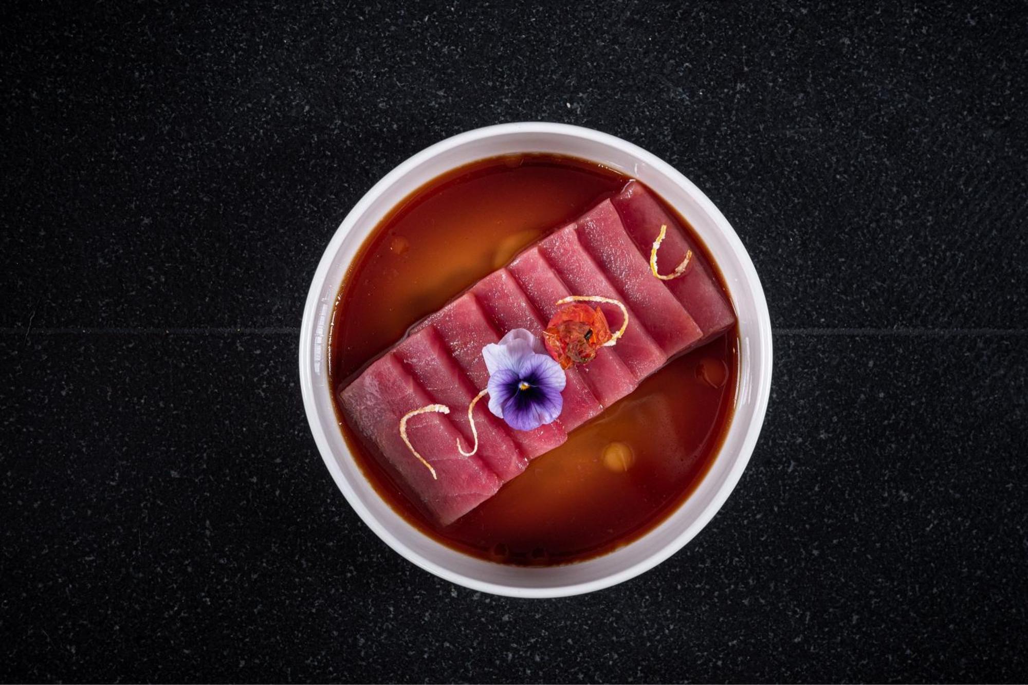 The St. Regis Astana Hotel Luaran gambar A bowl of tea