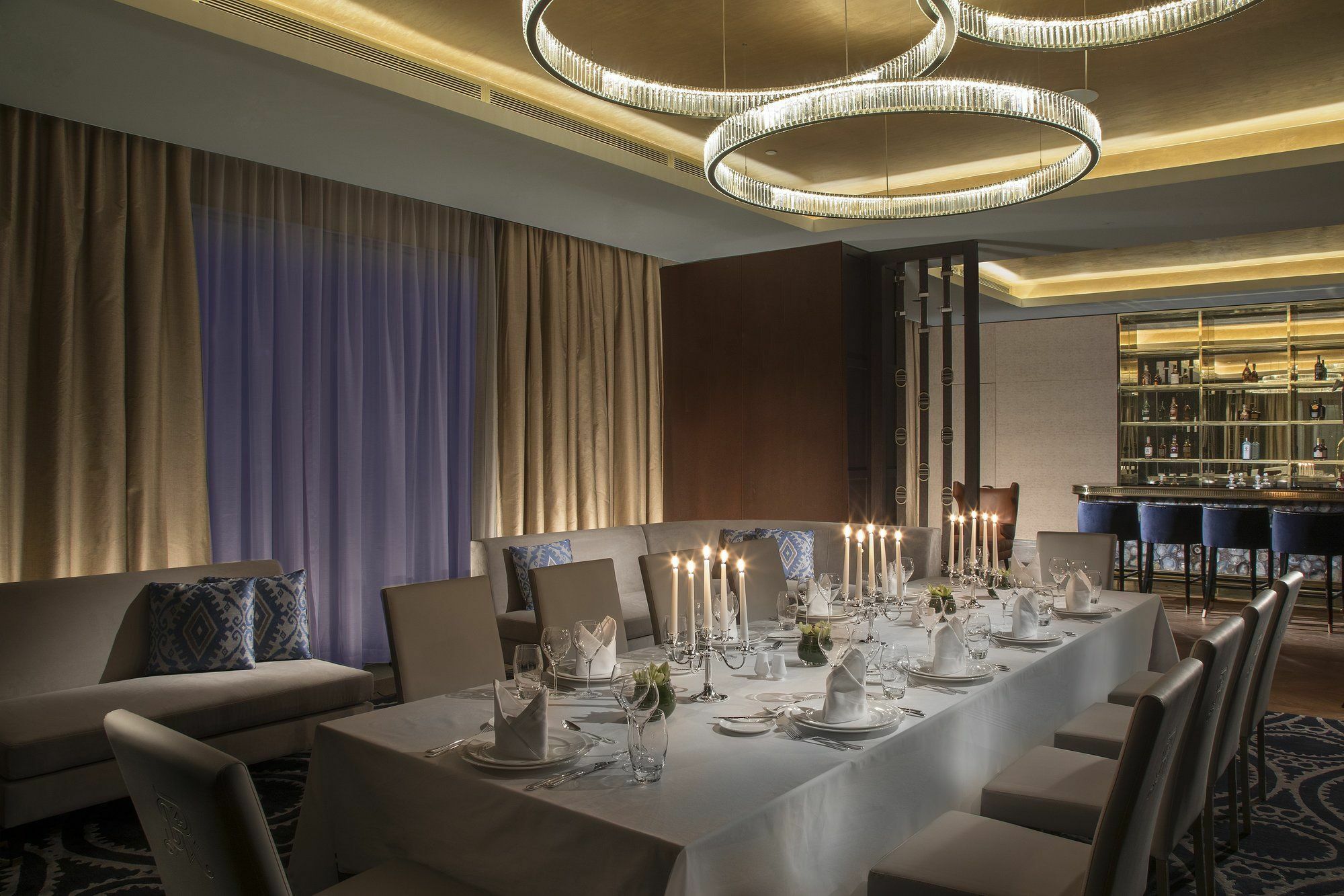 The St. Regis Astana Hotel Luaran gambar The private dining room at the restaurant