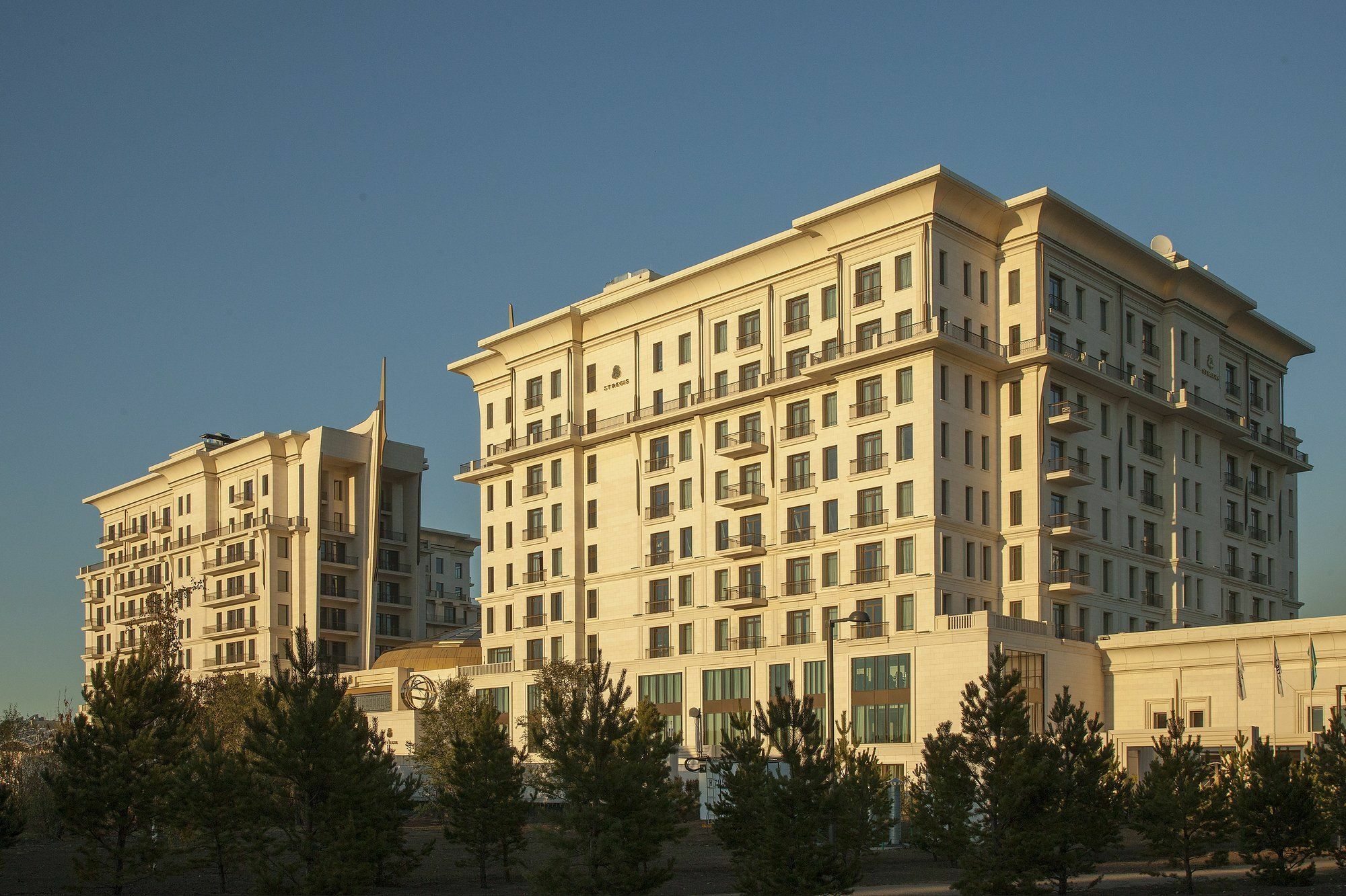 The St. Regis Astana Hotel Luaran gambar The Four Seasons Hotel in Astana